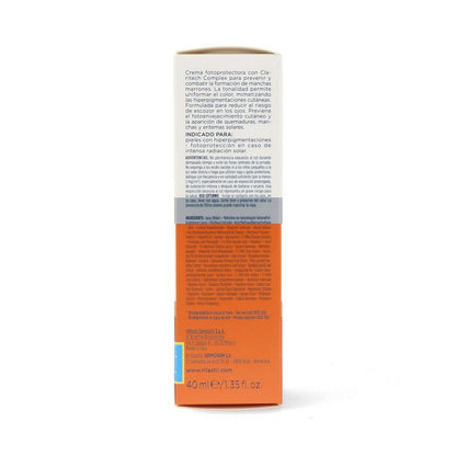 Anti-Sonnenfleckenfluid Rilastil Sun System D-Clar Spf 50+ Medium (40 ml)