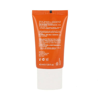 Sonnenschutz mit Farbe Rilastil Sun System Spf 50+ (50 ml)